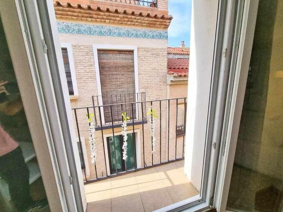 Temple Del Pilar Comotucasa Zaragoza Exterior photo